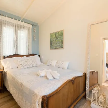 Millstone Summerhouse Holiday home *